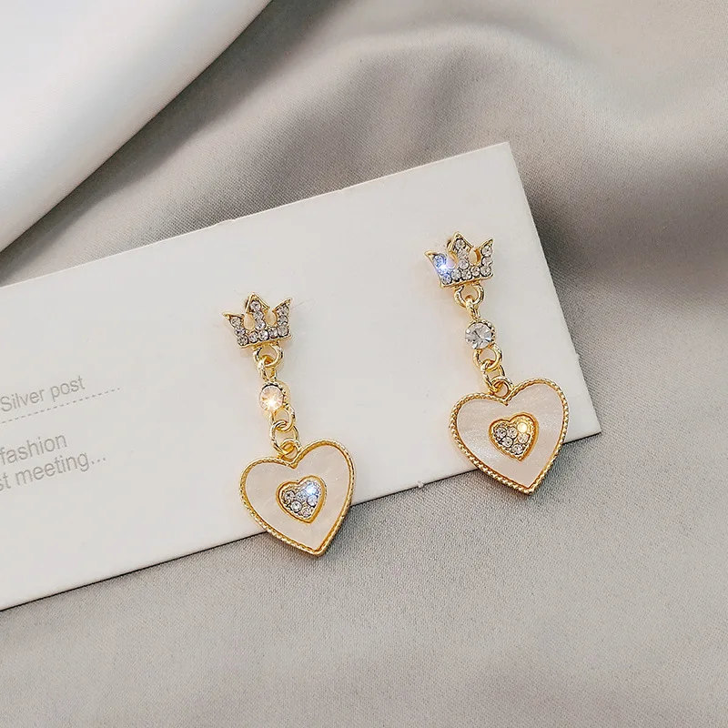 2021 Новое поступление длинные висячие серьги в форме сердца Сияющие красочные