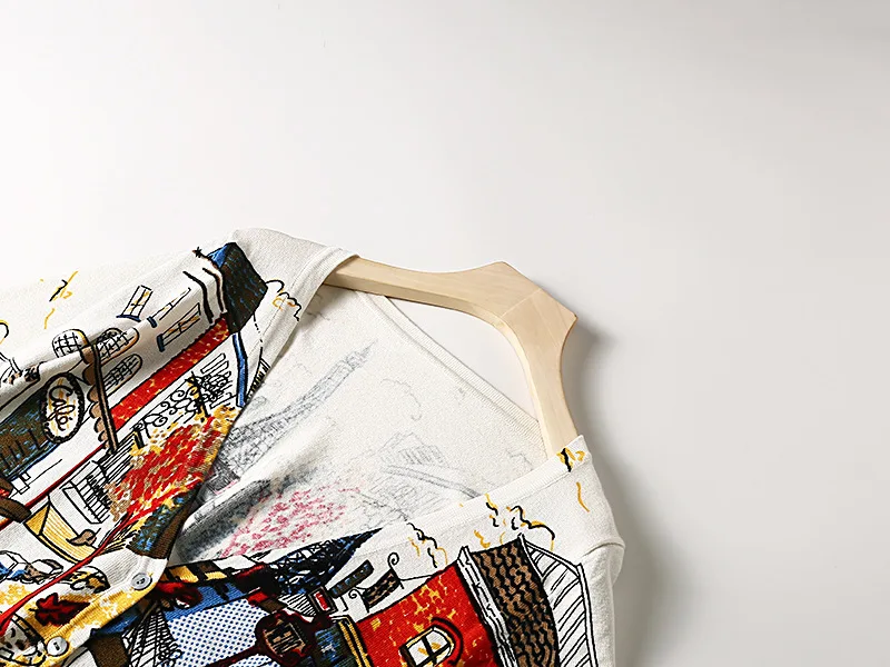 

Women's Knit Cardigan 2020 New Graffiti Print Beautiful Women Long Sleeve Women's Knit Cardigan