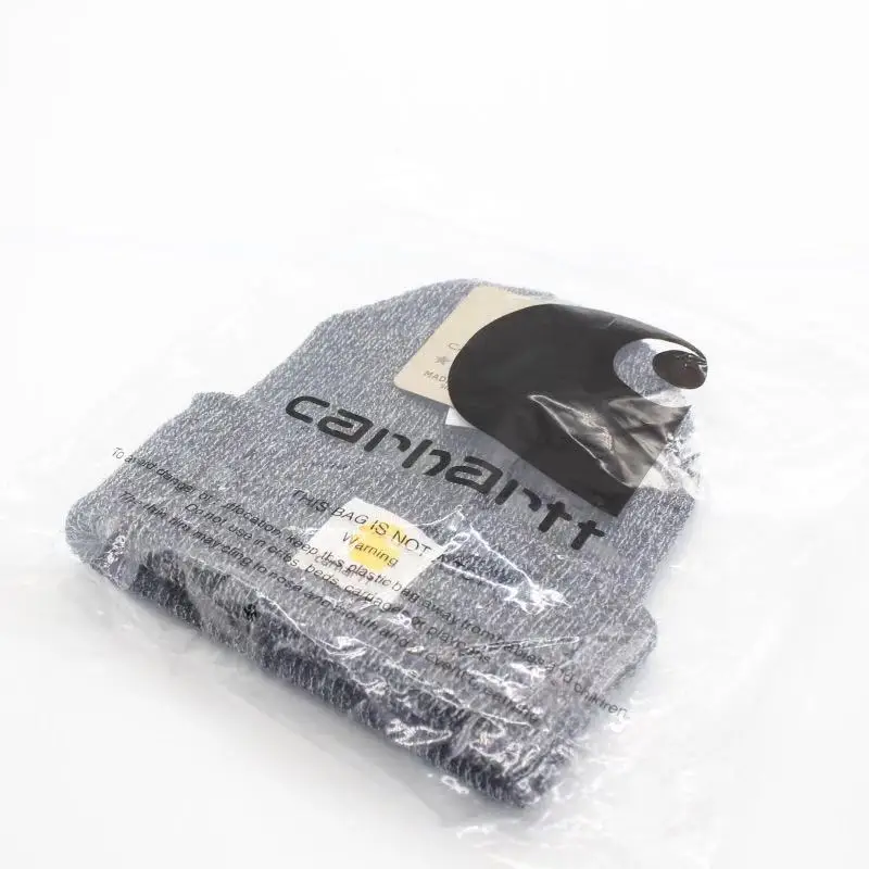 

European and American tooling mixed color thread cloth label knitted hat men and women winter hats