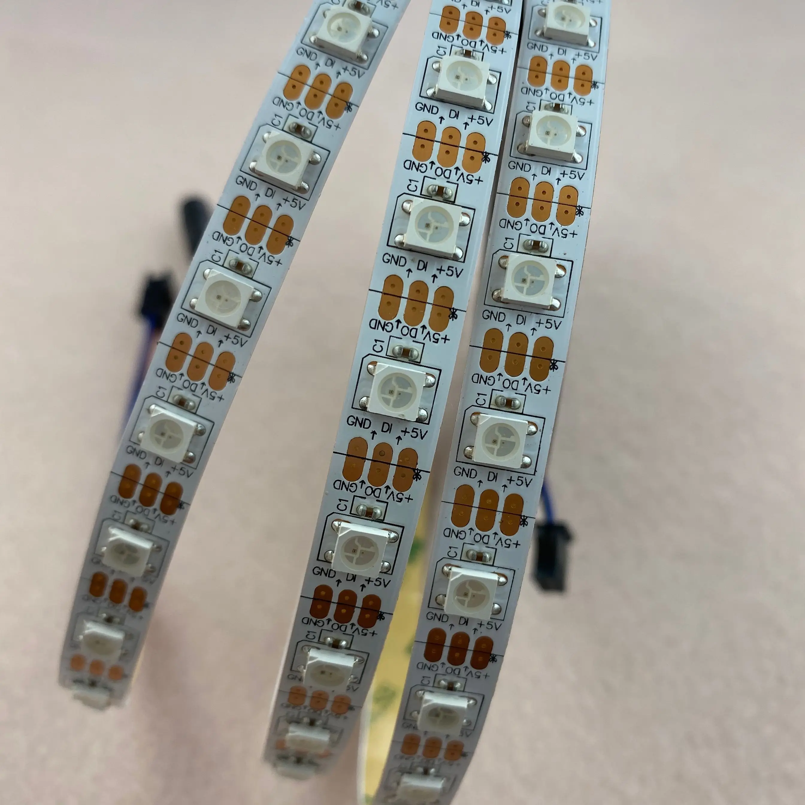 Адресуемых и формирующая листы для кровли 4 м/5 м 60 Светодиодный s/m DC5V WS2812B