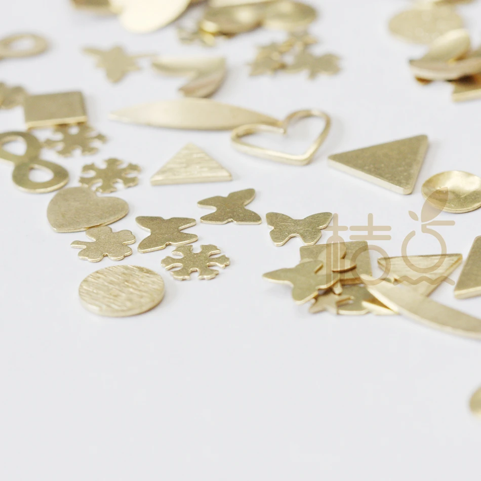 Твердые необработанные латунные принадлежности для рукоделия без отверстий