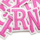 1 шт. 26 A-Z розового цвета с надписями на английском языке приклеивающиеся утюгом нашивки 3D вышитые наклейки Патчи для одежды кепки, шапки с возможностью нанесения собственного логотипа Швейные Diy Аппликация