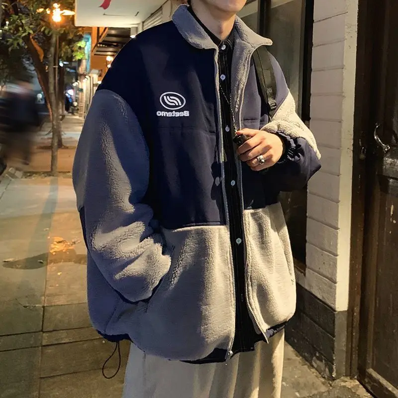 

Мужская зимняя стеганая куртка корейский тренд красивые сращивающиеся пальто с лацканами уличная одежда унисекс из бархата ягненка для же...