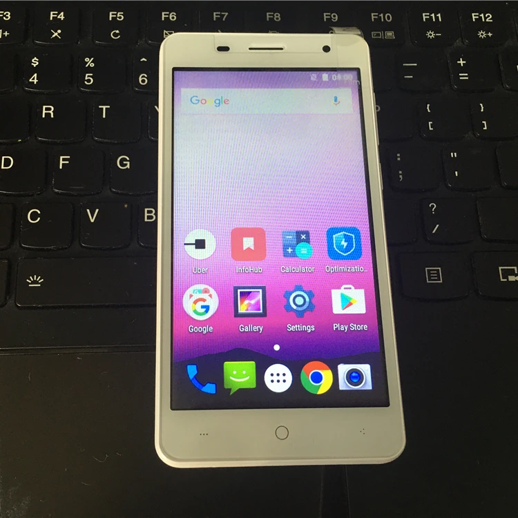 Leagoo Z506 смартфон с 5 5-дюймовым дисплеем четырёхъядерным процессором MTK6580M ОЗУ 1 ГБ