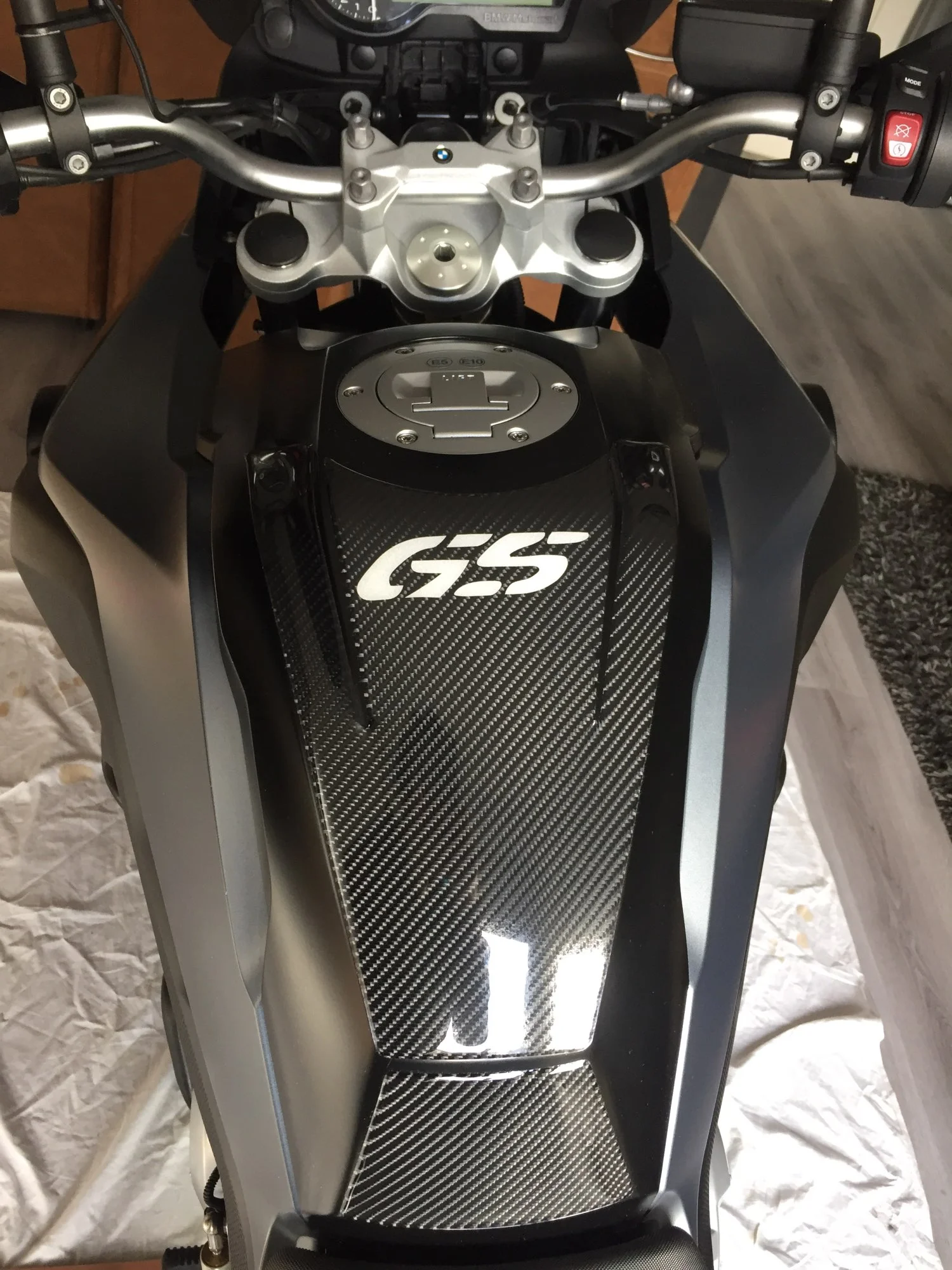 

For BMW F750GS F 750 GS F850GS F 850GS 2018-2019 NEW Motorcycle 3D Tank Pad Protective Decal Sticker Reflective Paste Protection