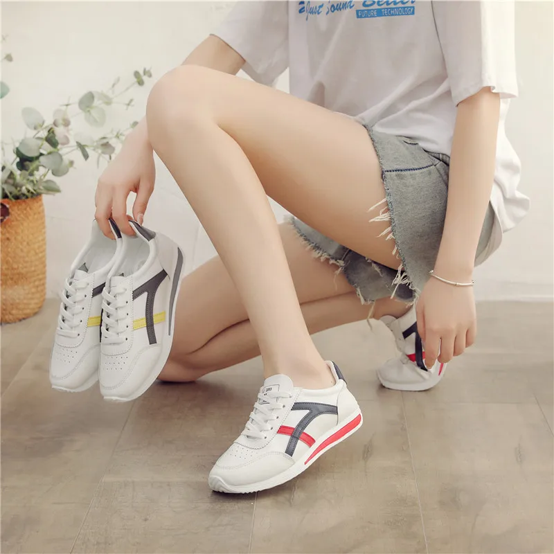 

Women's Sports Shoes Women Walking Shoes Breathable Casual Sneakers Outdoor Lightweight Trainers Size 35-40 White Shoes