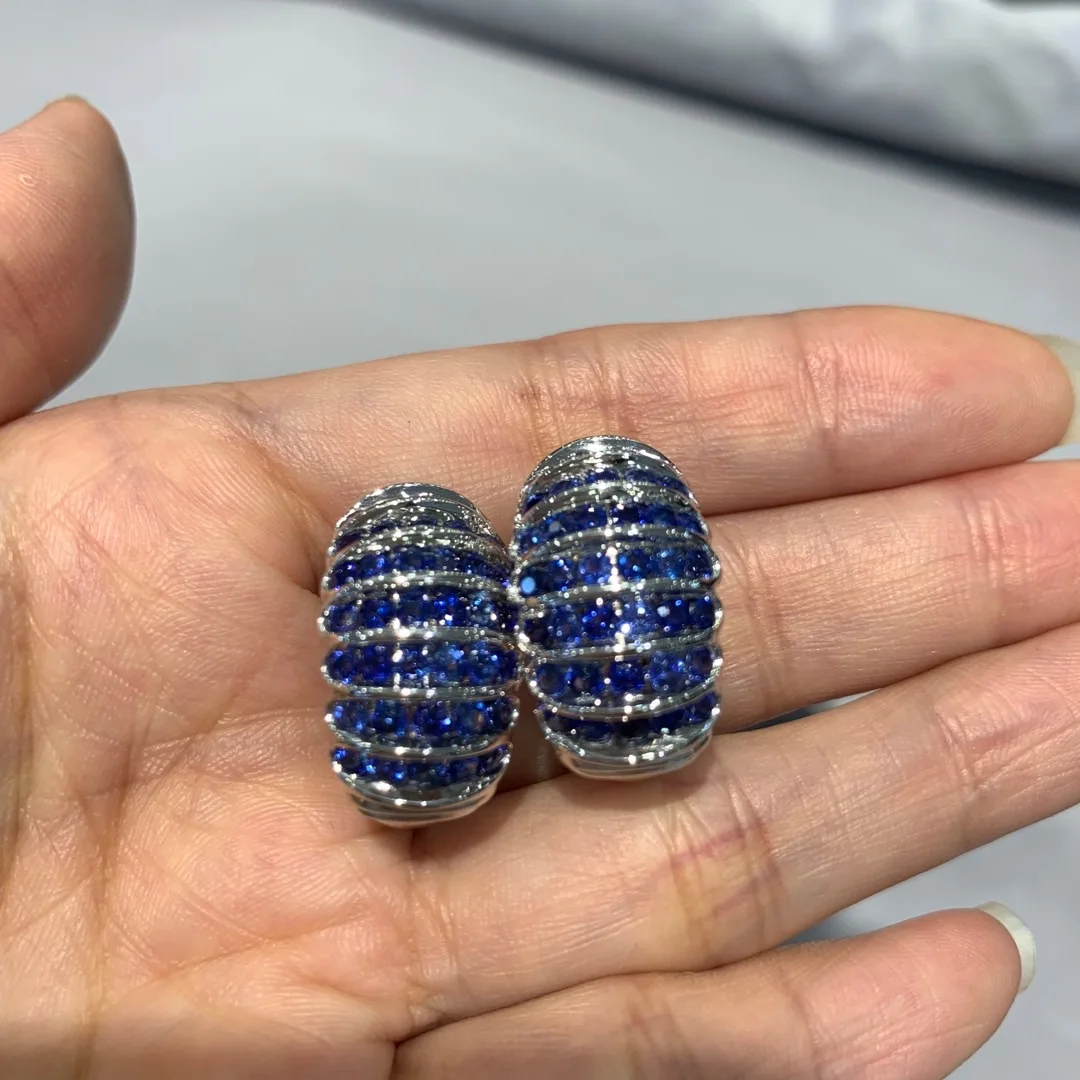 Рисунок 3 - Серьги-гвоздики женские из белого