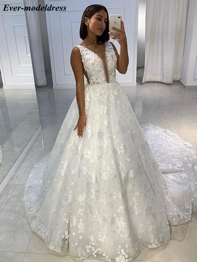 

Full Lace Wedding Dresses Sheer Neck Sleeveless Open Back Appliques Sweep Train Bridal Gowns Vestidos De Noiva Robe De Mariee