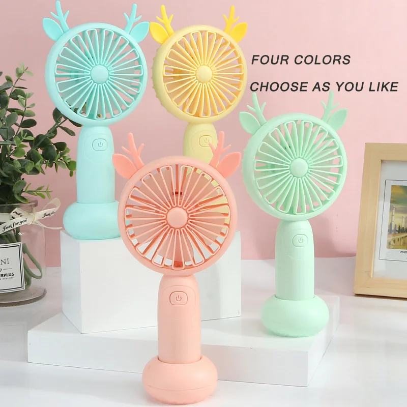 

Ручной вентилятор с мультяшным оленем, милый легкий портативный мини-вентилятор с 2 скоростями, USB-зарядкой, для путешествий и активного отд...