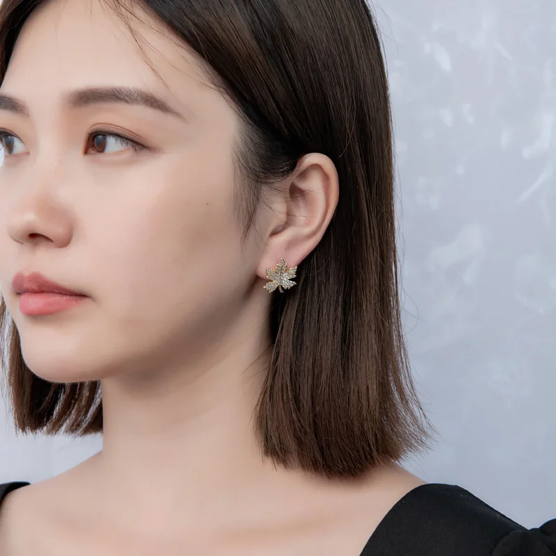 TIMEONLY уникальный дизайн в виде кленового листа серьги Полный Стразы Золотой Цвет