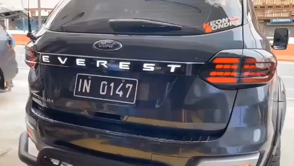 

Taillight for Ford Everest/Ford Endeavour 2018 Rear barke lamp for Ford Endeavour/Ford Everest Taillamp for Everest/Endeavour