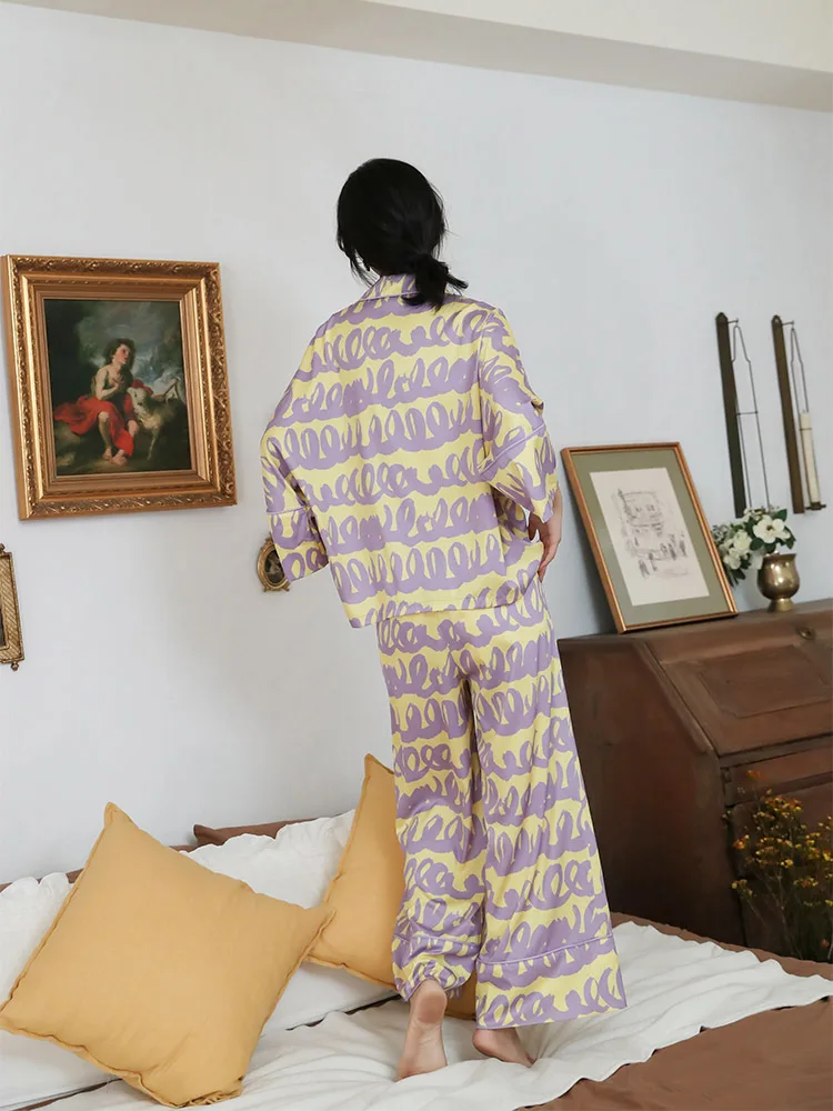 New Home Clothes Ice Silk Suit Women's Long Sleeved Trousers Loose Version Pajamas Women's Home Clothes