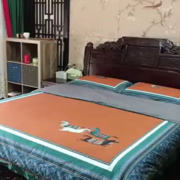 

Alice secret garden French retro embroidery cotton washable cotton four piece quilt cover sheet bed warm comfrtable