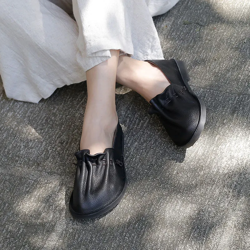 

2020 new leather shallow mouth shoes soft bottom big head first layer cowhide color hand-made shoes