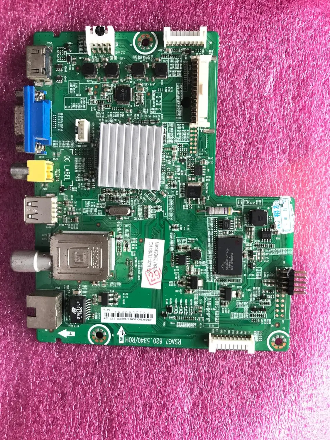 

Original LED39K20JD 39EC110JD motherboard RSAG7.820.5340 screen HD390DH-E01