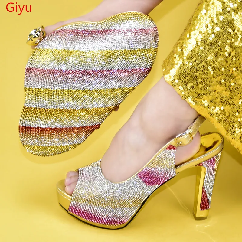 Набор красивых золотых туфель и сумок doershow для вечевечерние итальянские туфли с