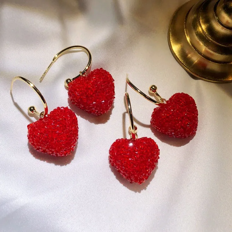 Женские серьги-подвески из серебра 925 пробы с сердечком и фианитом | Украшения