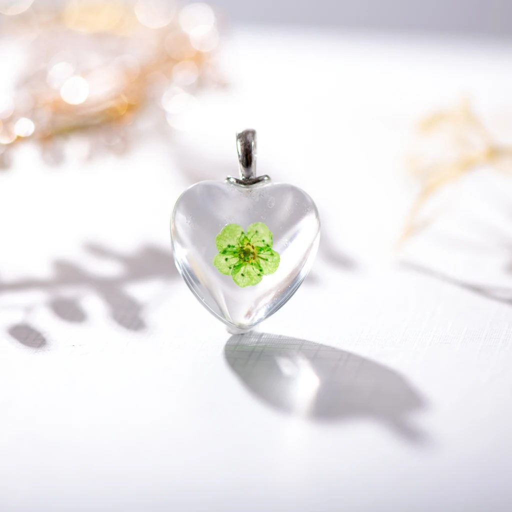 

20# Alloy Hook Heart Shape Spherical Glass Flower inside Ball With Hook Glass Round Beads Bead Pandent #KZ209