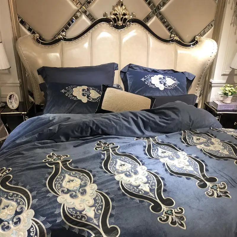 

Hollow Flocking embroidery Fleece Cotton Duvet cover Ultra Soft Warm Luxury Bedding Set Bed sheet Pillow shams Queen King size