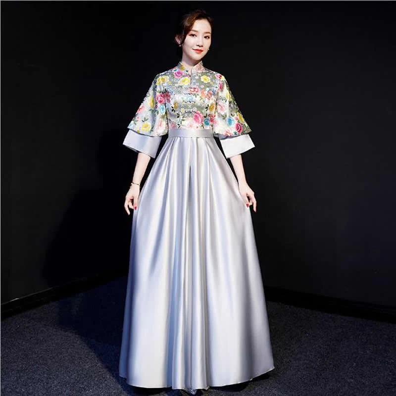 Женское традиционное китайское свадебное платье Qipao Длинное Красное Атласное
