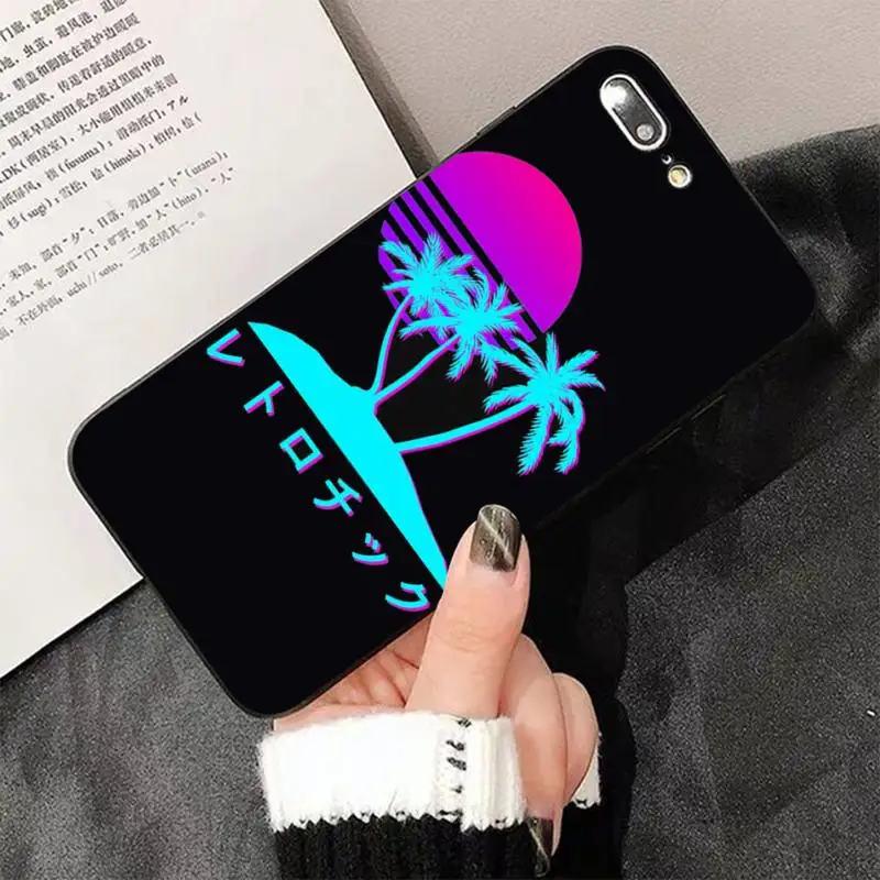 Винтажный мягкий чехол Synthwave в стиле ретро 80-х для телефона iphone 13 8 7 6 6s Plus X 5 5S SE 2020 XR