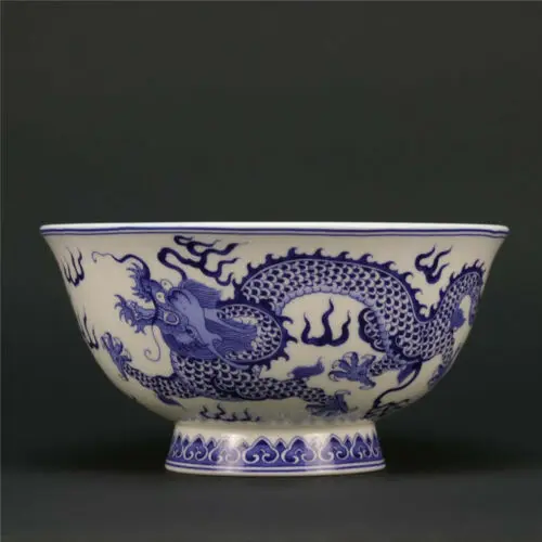 

Chinese Qing Qianlong Blue and White Porcelain Two Dragons Design Bowl 6.1 inch kitchen