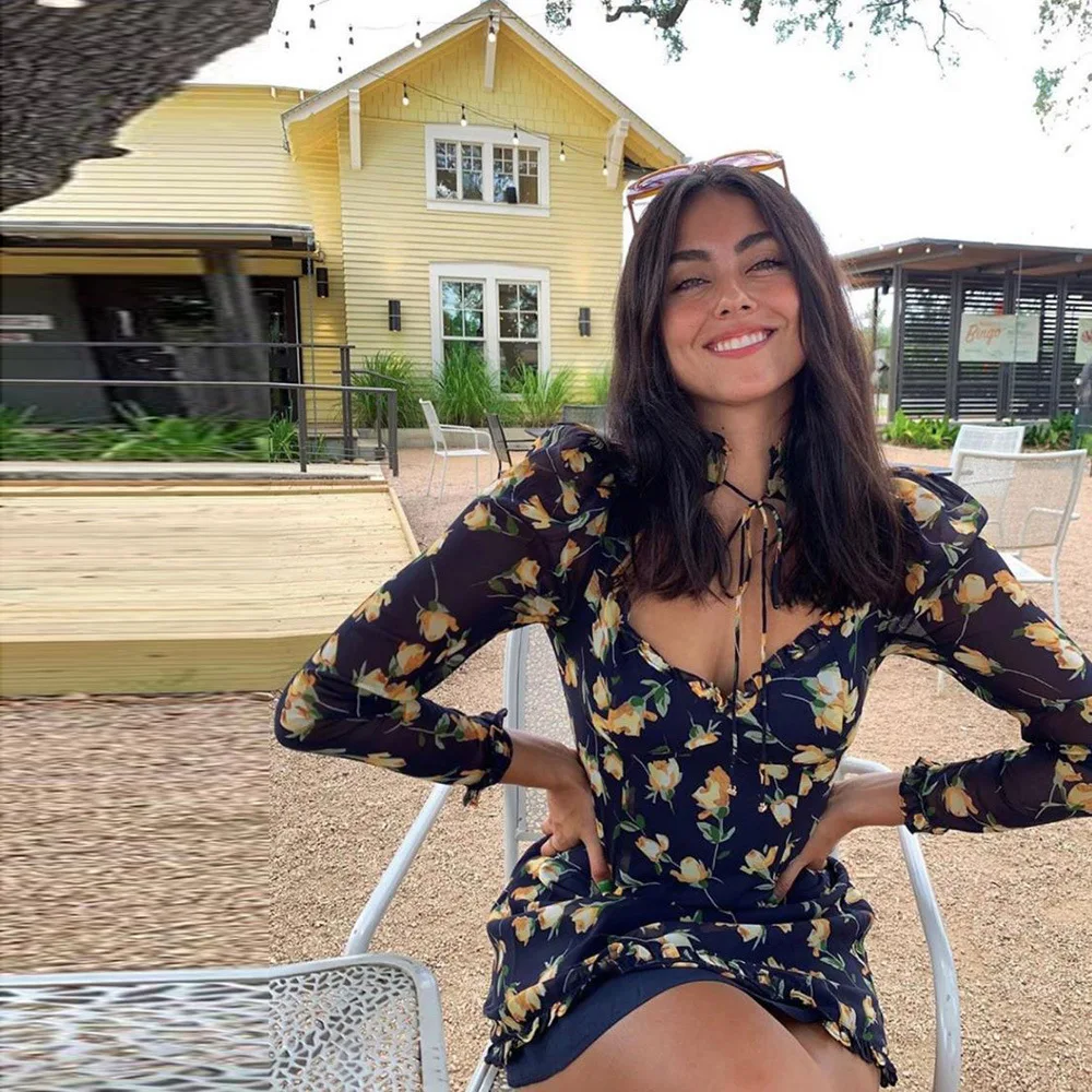 Осеннее шифоновое платье с цветочным принтом и высоким воротом женское