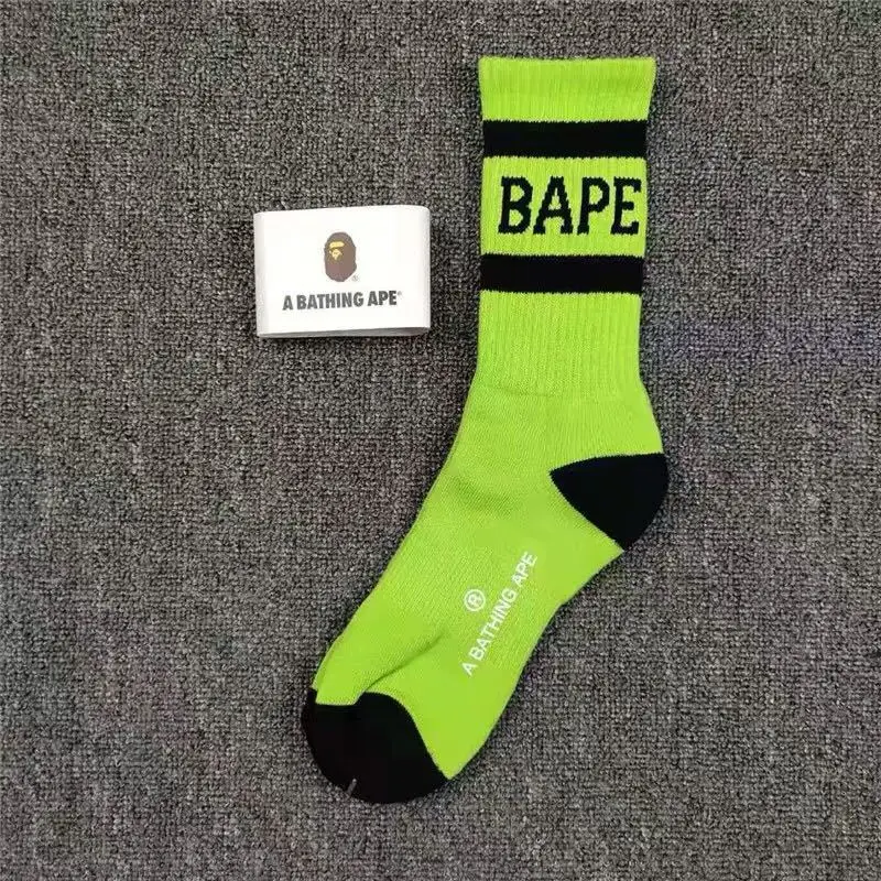 

Japan street high-top skateboard socks men and women sports basketball socks cotton bape socks