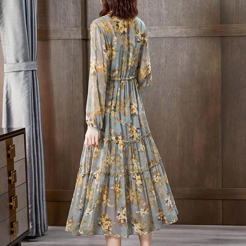 

Chiffon dress spring and autumn women's clothing 2021 new ladies temperament waist printed skirt long sleeves