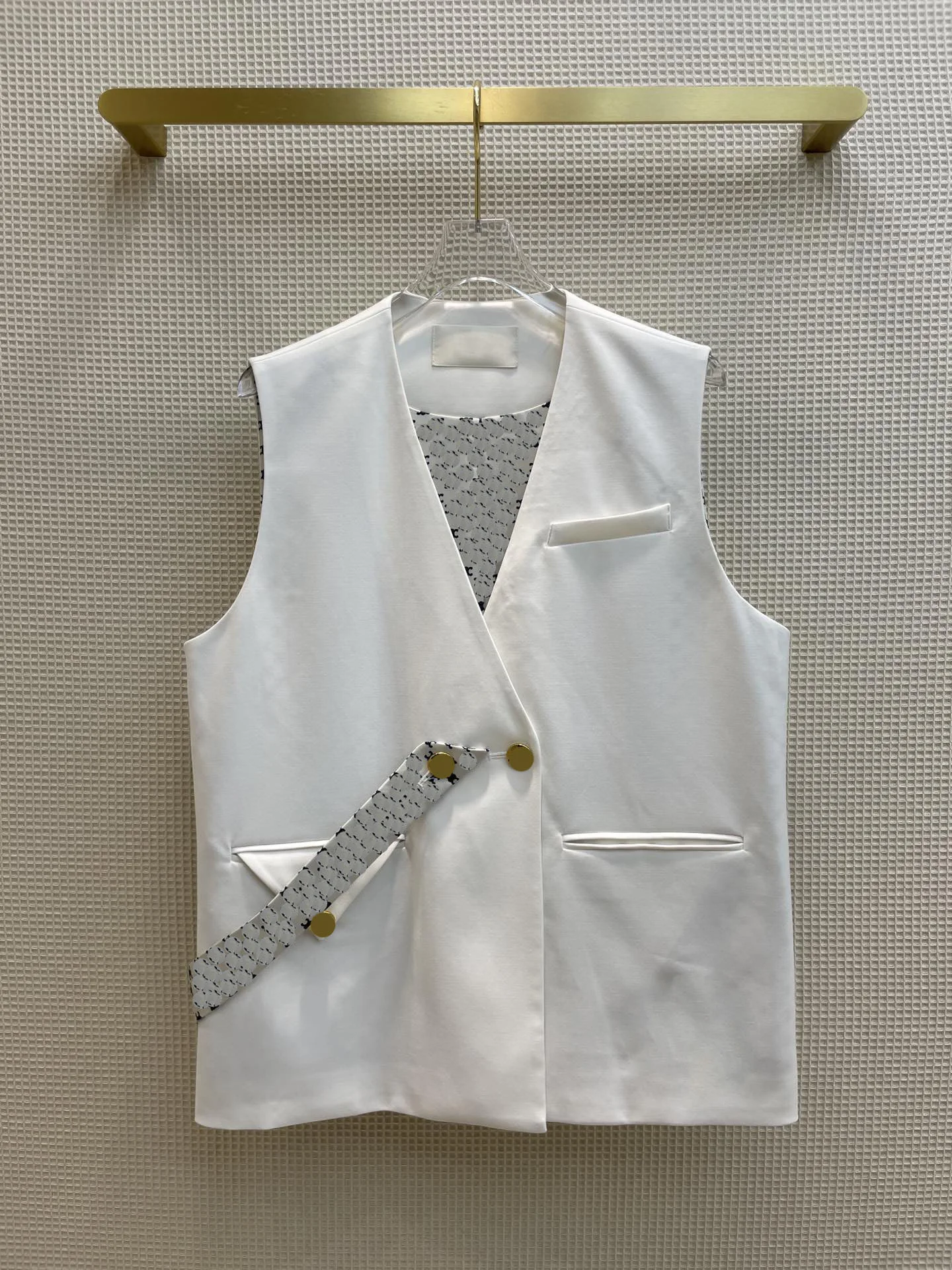 

Luxury Brand Solid Vest Jacket Women Autumn 2021 Mutil Pocket Design Double Breasted Sleeveless Jacket Fashion V-neck Vest Coats