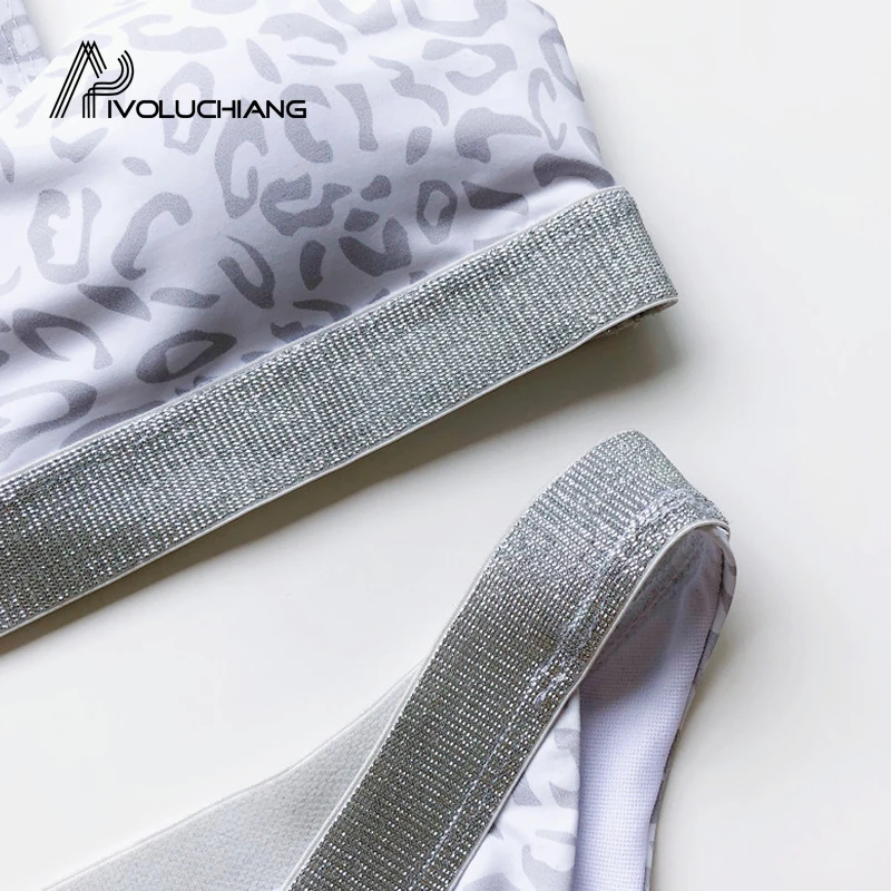 

Sexy Swimwear Leopard Print Bikini Set 2020 New Bandeau Swimsuit High Cut Beach Bathers Shiny Bikini Summer Swimming Suit Women