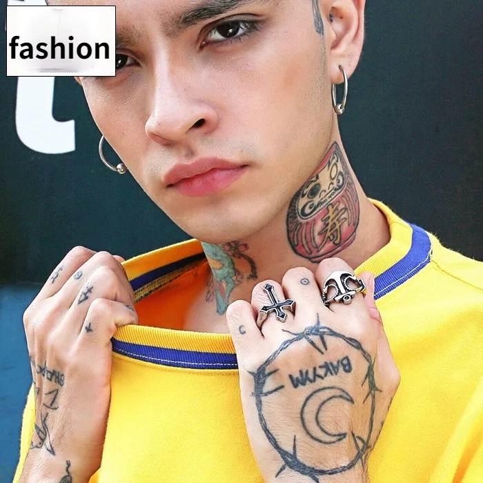 

Retro Personality Men Hip Hop Cross Ring Charm Women's Party Jewelry Men's Fashion Gothic Ring Anniversary Christmas Present