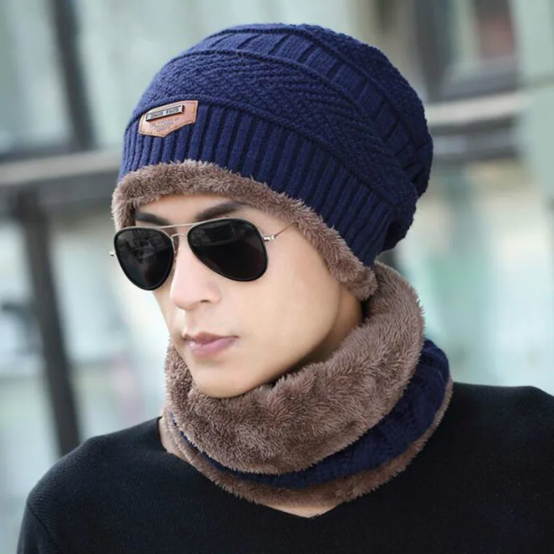 Теплая вязаная плюшевая шапка комплект с шарфиком из шерсти и меха толстая