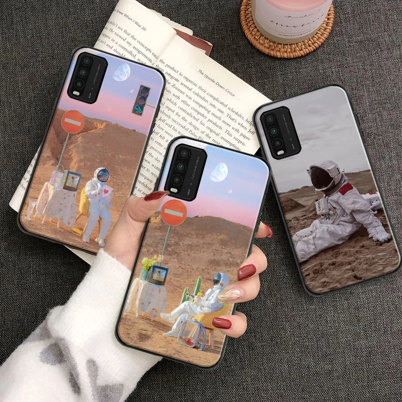 

Cute Criativa Astronauta Phone Case For Xiaomi Redmi Note 9 10 Pro MAX 5G 9i 9AT 9 9T 9A 9C Funda Carcasa Soft Back Cover