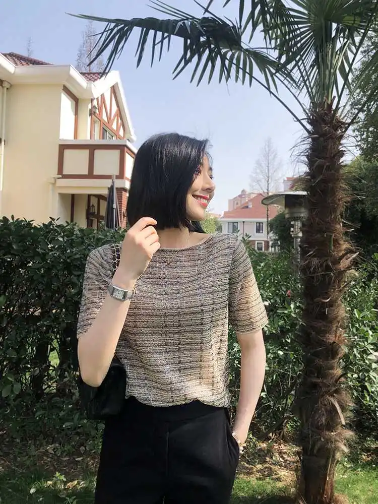 Женская тонкая прозрачная футболка с люрексом трикотажная из органзы коротким