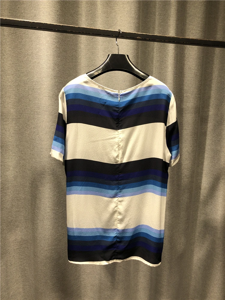 

Tshirt Women 2021 Spring New Fashion Silk Round Neck Short Sleeve Top Pullover Gradient Stripe Decoration Back Zipper Design
