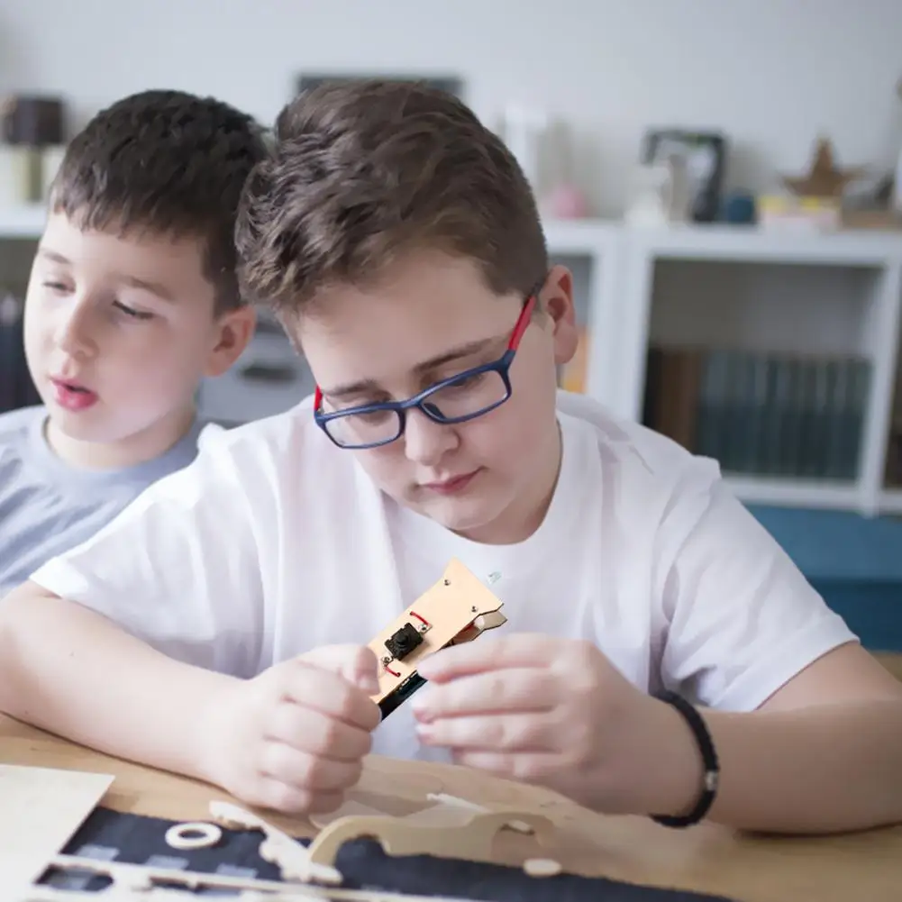 Детский набор деревянных игрушек для самостоятельной сборки обучающий