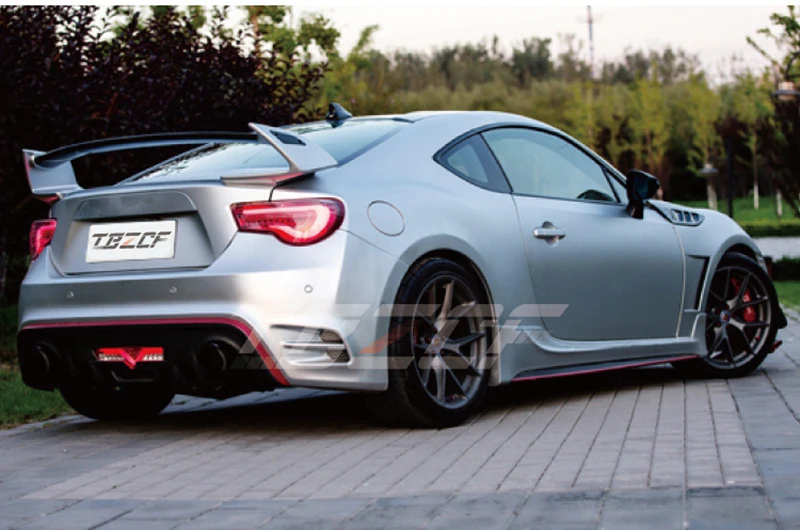 

GT86/ BRZ ROWEN Style Spoilers For Toyota 86/BRZ TOMMYKAIRA Carbon & Fiber Trunk Spoiler