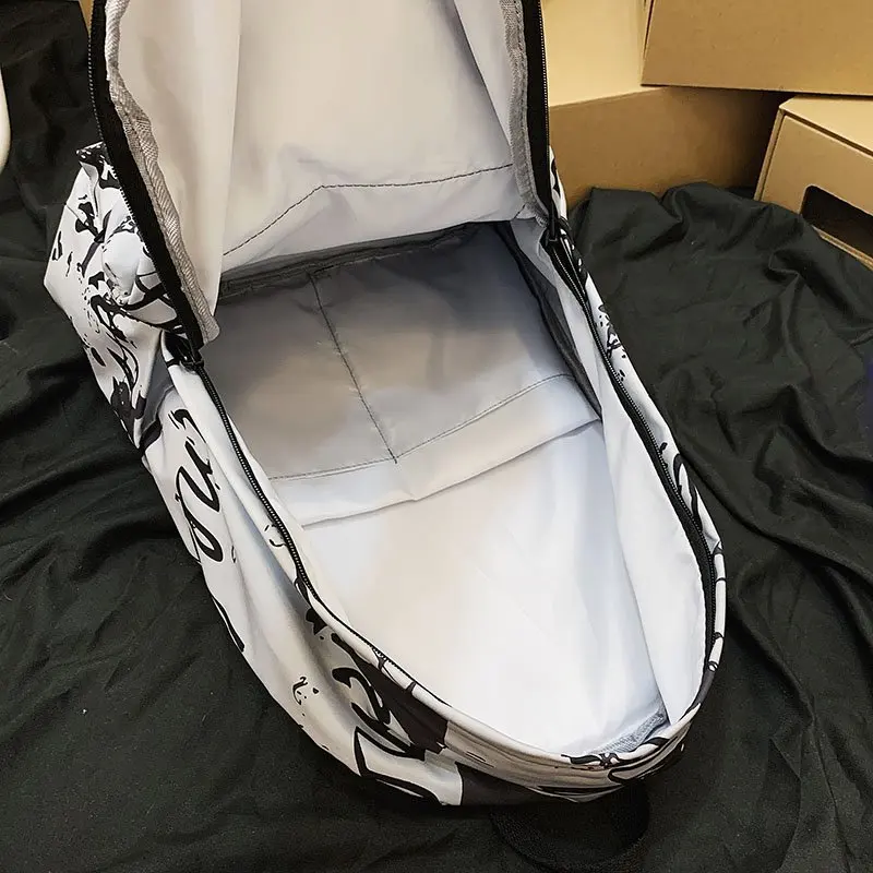 Женский рюкзак школьная сумка нейлоновый легкий и водонепроницаемый подходит