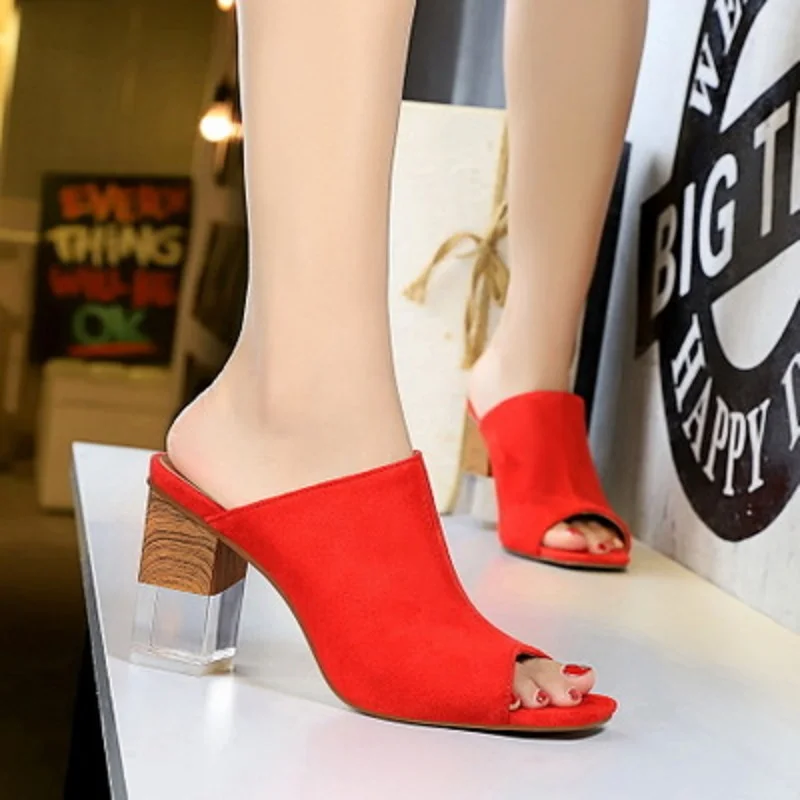 Тапочки женские прозрачные на толстом каблуке модные шлепанцы с кристаллами