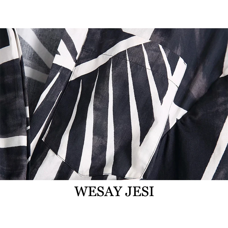 

WESAY JESI 2021 Summer Women's T-shirt Fashion Slim Black and White Pad Dye Suit Top Short Sleeve V-neck Retro Casual Daily Wear