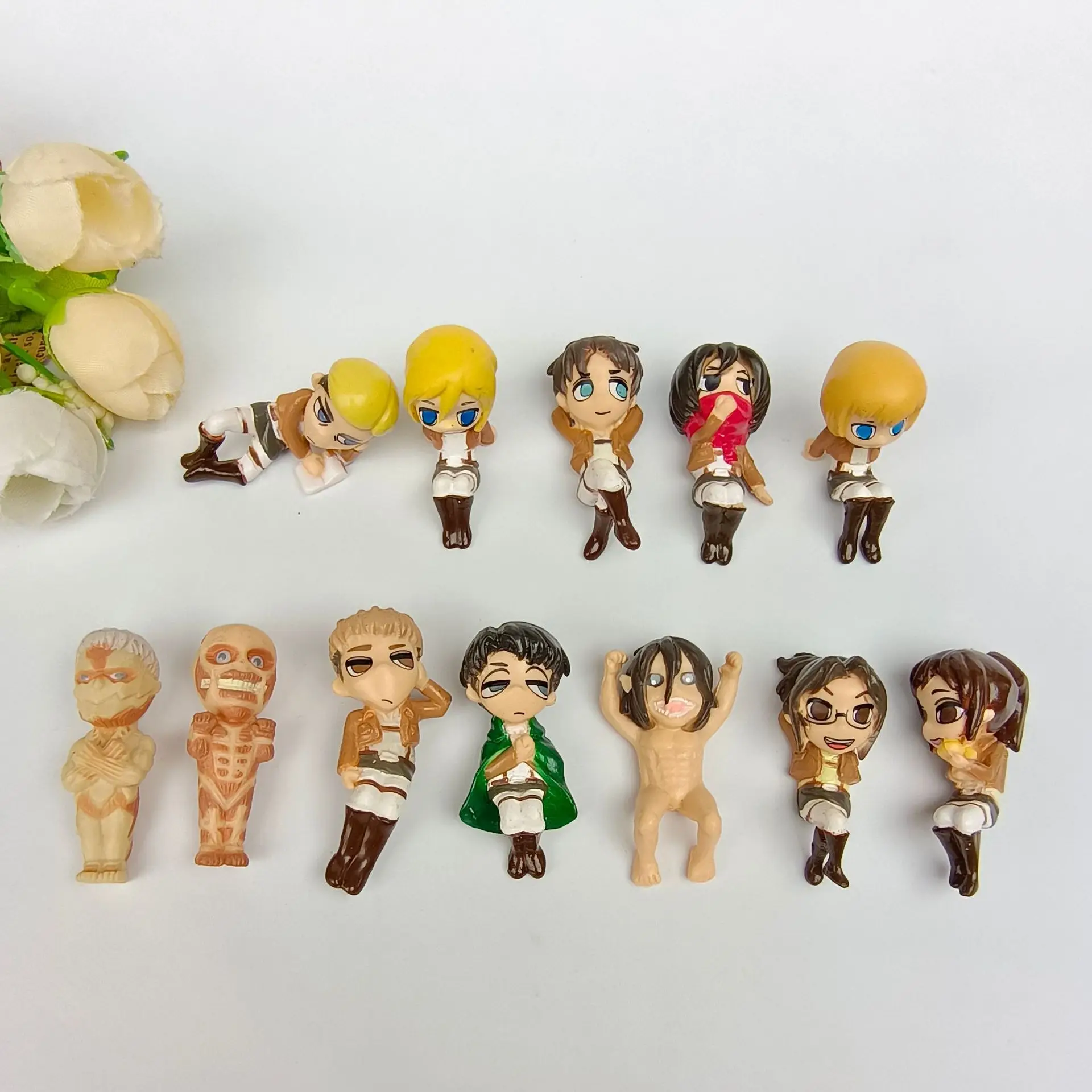 

50pcs/lot Cartoon Action Figures 3.5cm Kids Toys Hobbly Collections