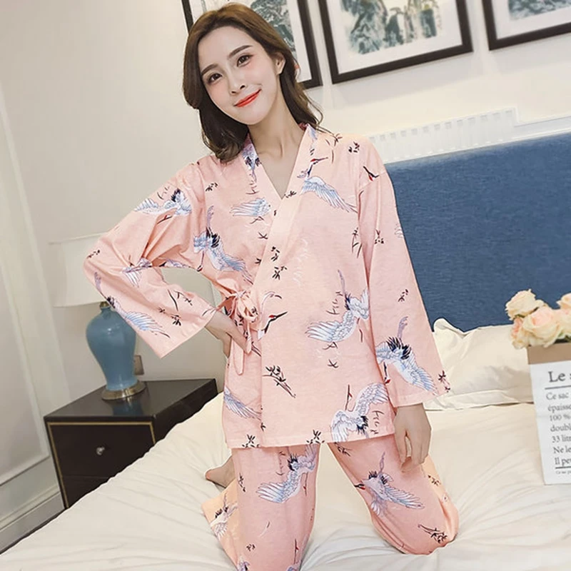 Пижамный комплект женский с длинным рукавом милое кимоно мультяшным принтом