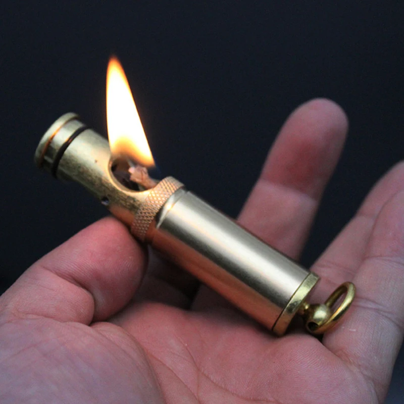

Retro Wind Ditch Lighter Brass Kerosene Pipe Torch Grinding Wheel Flint Ignition Outdoor Windproof and Waterproof Men's Tool