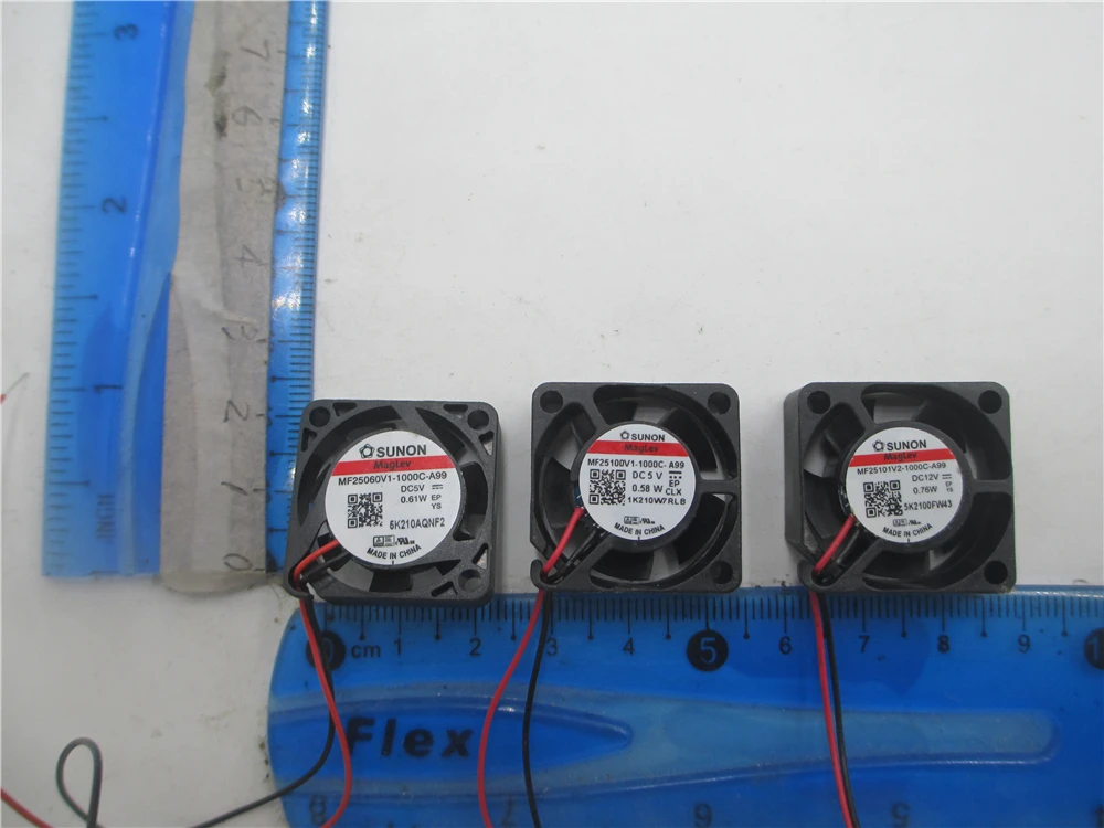 

Вентилятор для ноутбука, Φ 2506, 2510, 5v, Φ 12v, 25x25x10 мм
