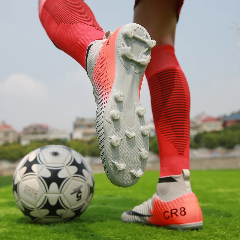 Новейшие мужские футбольные бутсы с высоким голенищем подошвой AG для улицы
