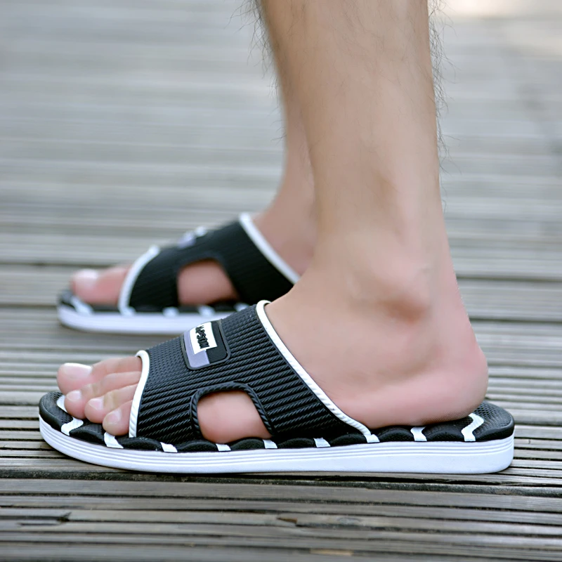 

Slippers for men's summer fashion wear 2021 new Korean version of tide non-slip men's outdoor personality beach slippers