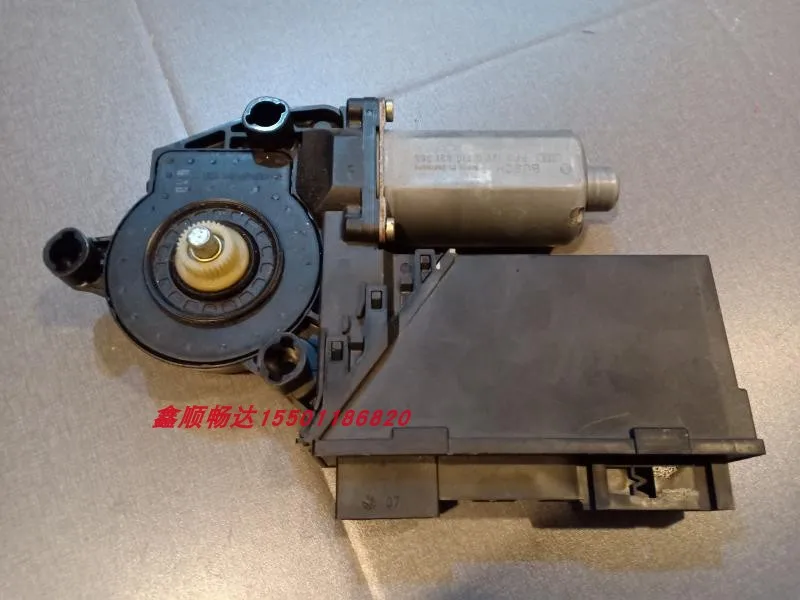 

AZGIANT Second Hand for Porsche Cayenne Volkswagen Touareg Door Glass Lifter Motor Door Control ECU Module