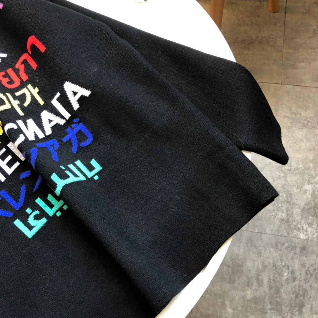 

2021 New Arrival Black white pink tricolor letter printer sweater in seven languages