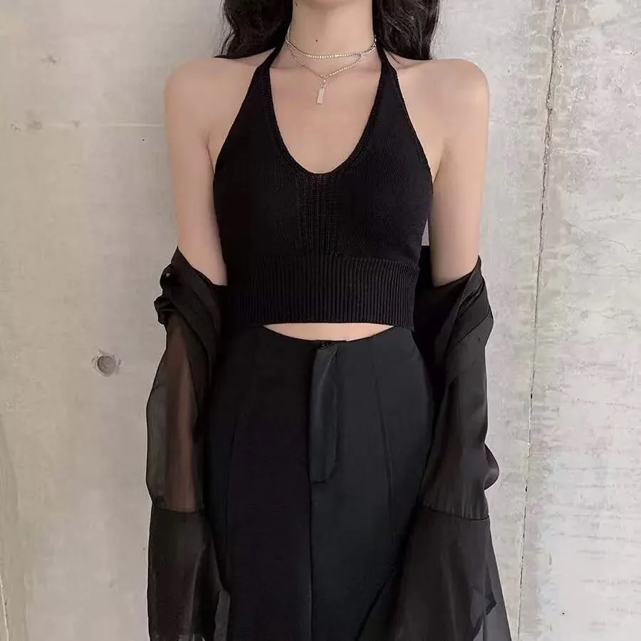 

2021 New Hot Selling Solid Color Suspender Vest Women's Inner Sexy Hanging Neck Open Back Short Outer Top Fashion